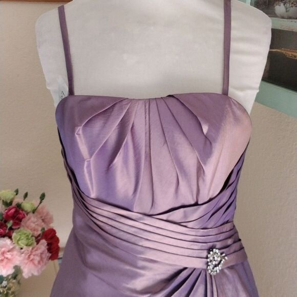 Da Vinci Short Formal Dress - Picture 2 of 12